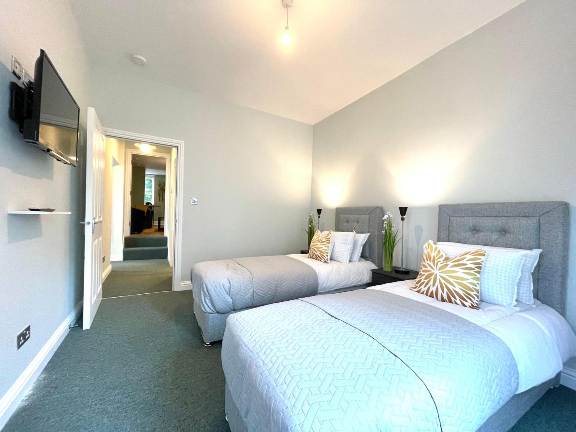 2 Bedroom Apartments Stopoverz Bristol Eksteriør bilde