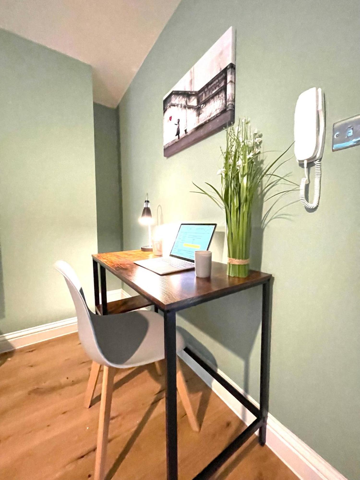 2 Bedroom Apartments Stopoverz Bristol Eksteriør bilde