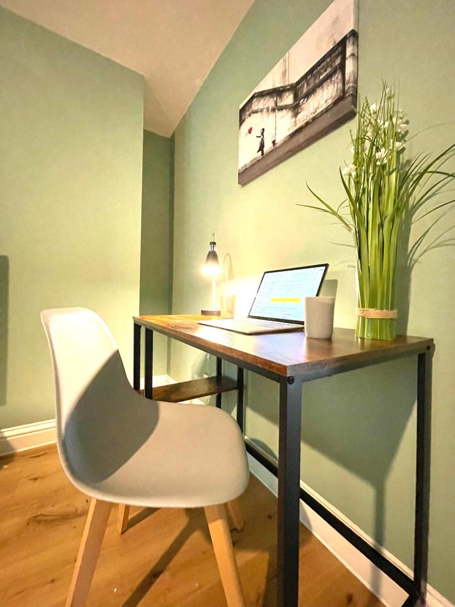 2 Bedroom Apartments Stopoverz Bristol Eksteriør bilde