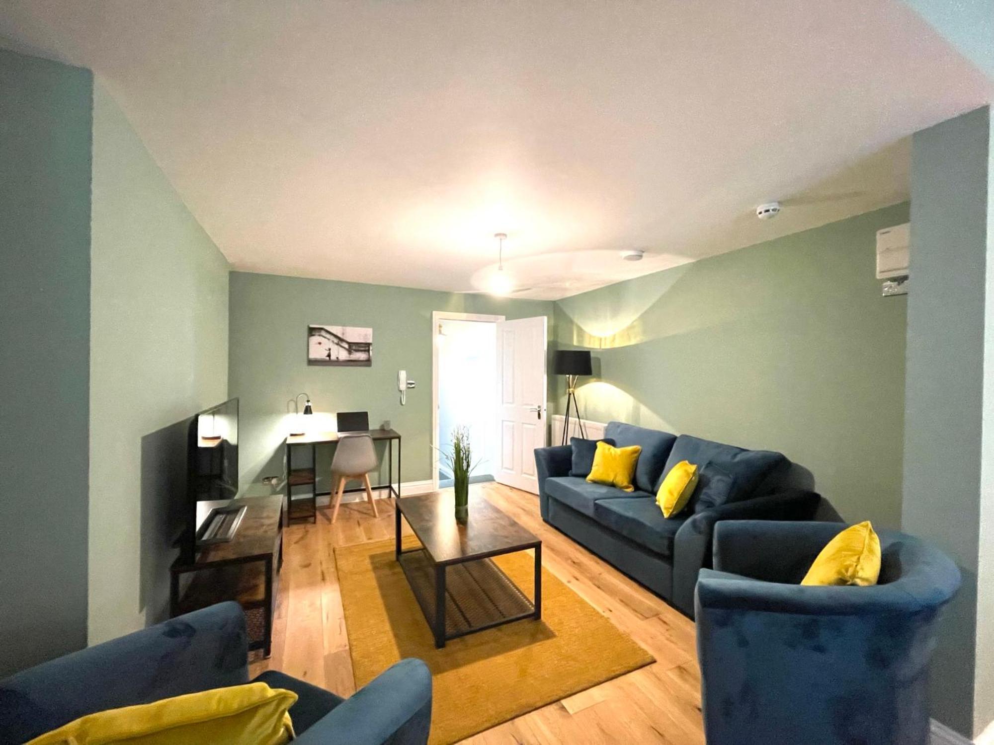 2 Bedroom Apartments Stopoverz Bristol Eksteriør bilde
