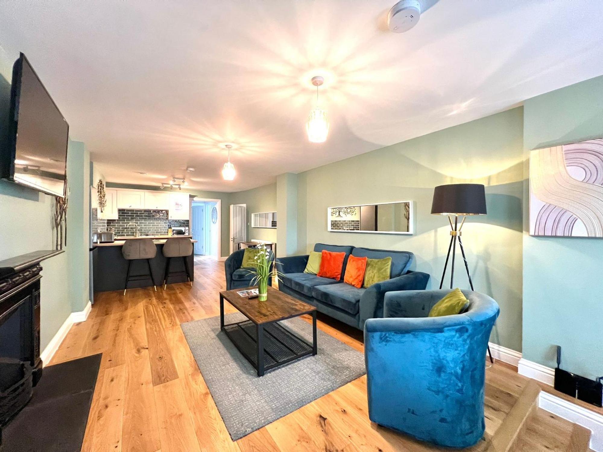 2 Bedroom Apartments Stopoverz Bristol Eksteriør bilde