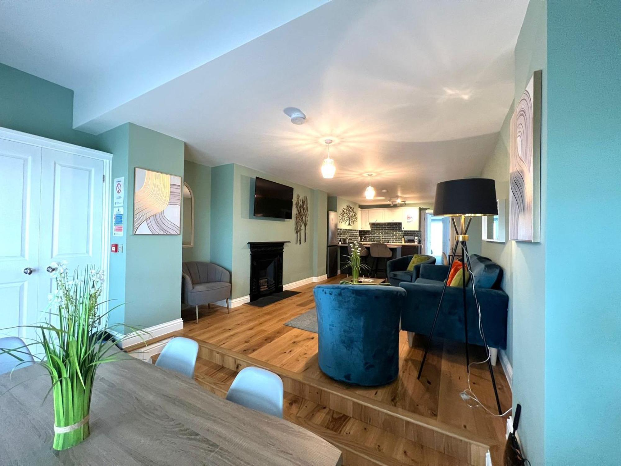 2 Bedroom Apartments Stopoverz Bristol Eksteriør bilde
