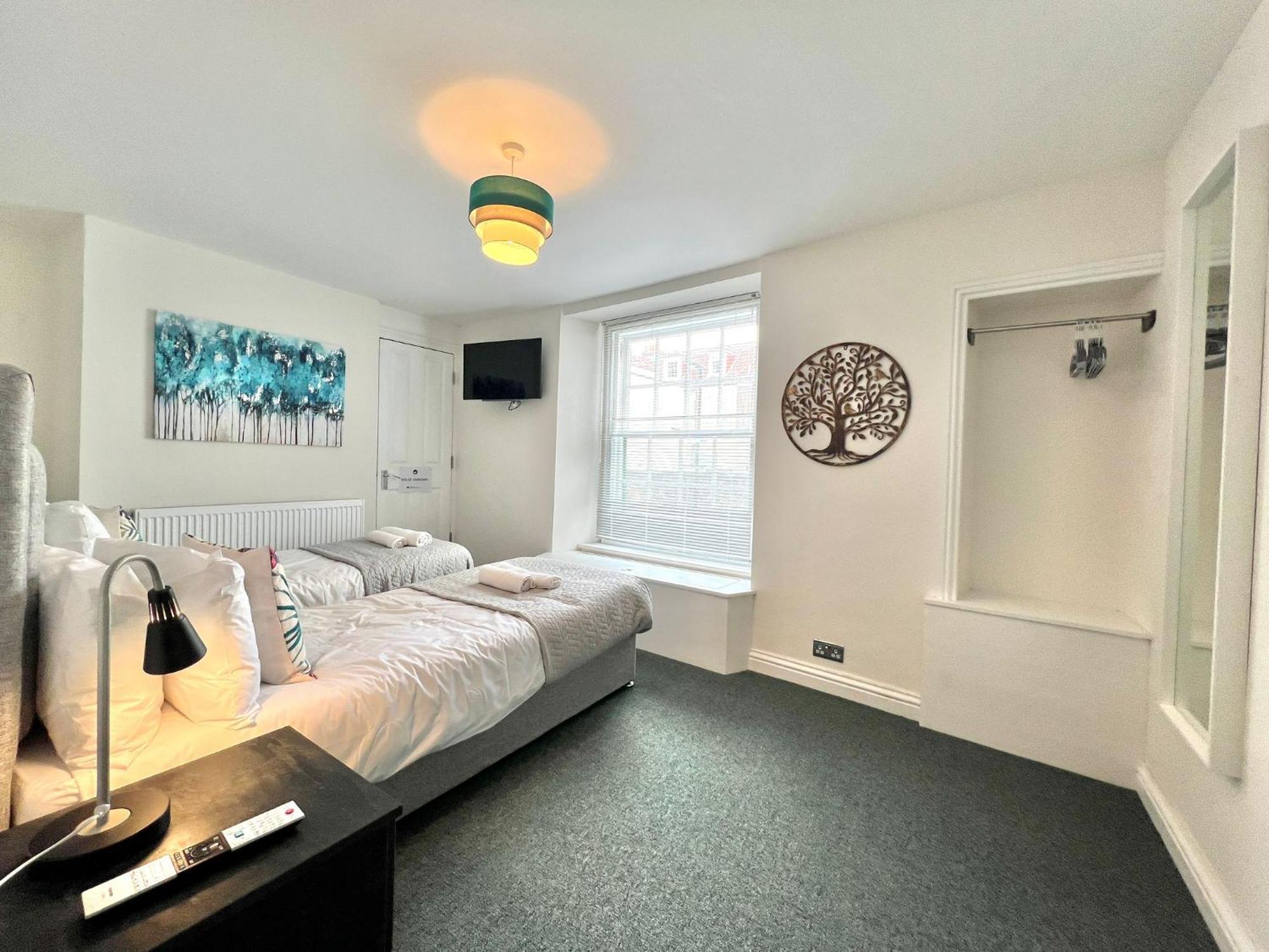 2 Bedroom Apartments Stopoverz Bristol Eksteriør bilde